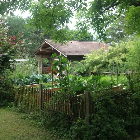 Gemuetliche Blockhuette In Wiennaehe Zofing Exterior photo